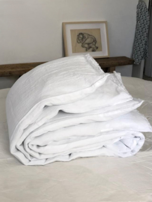 linen-comforter-white